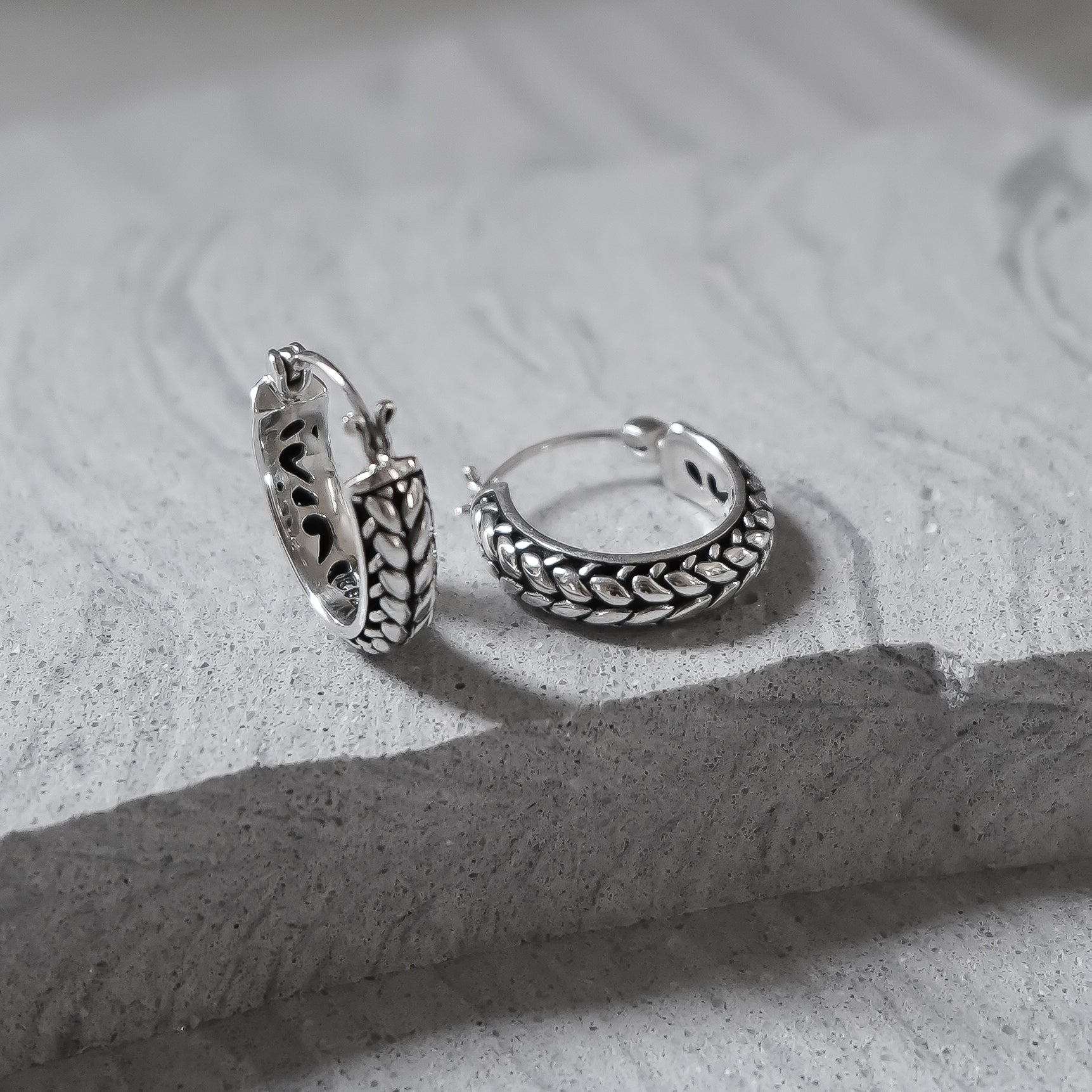 Sari Hoop Silver Women's Earrings - Ryan Christian